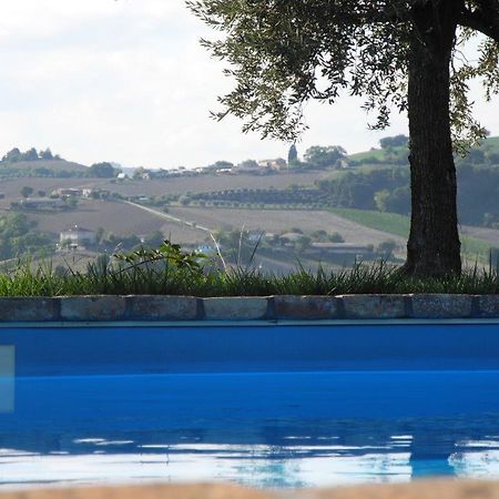 Hôtel Agriturismo Eschito à Montottone Extérieur photo