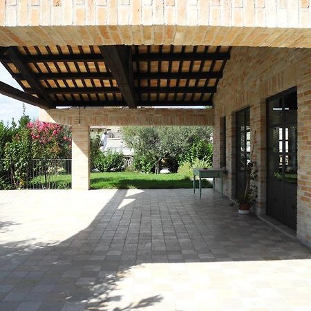 Hôtel Agriturismo Eschito à Montottone Extérieur photo